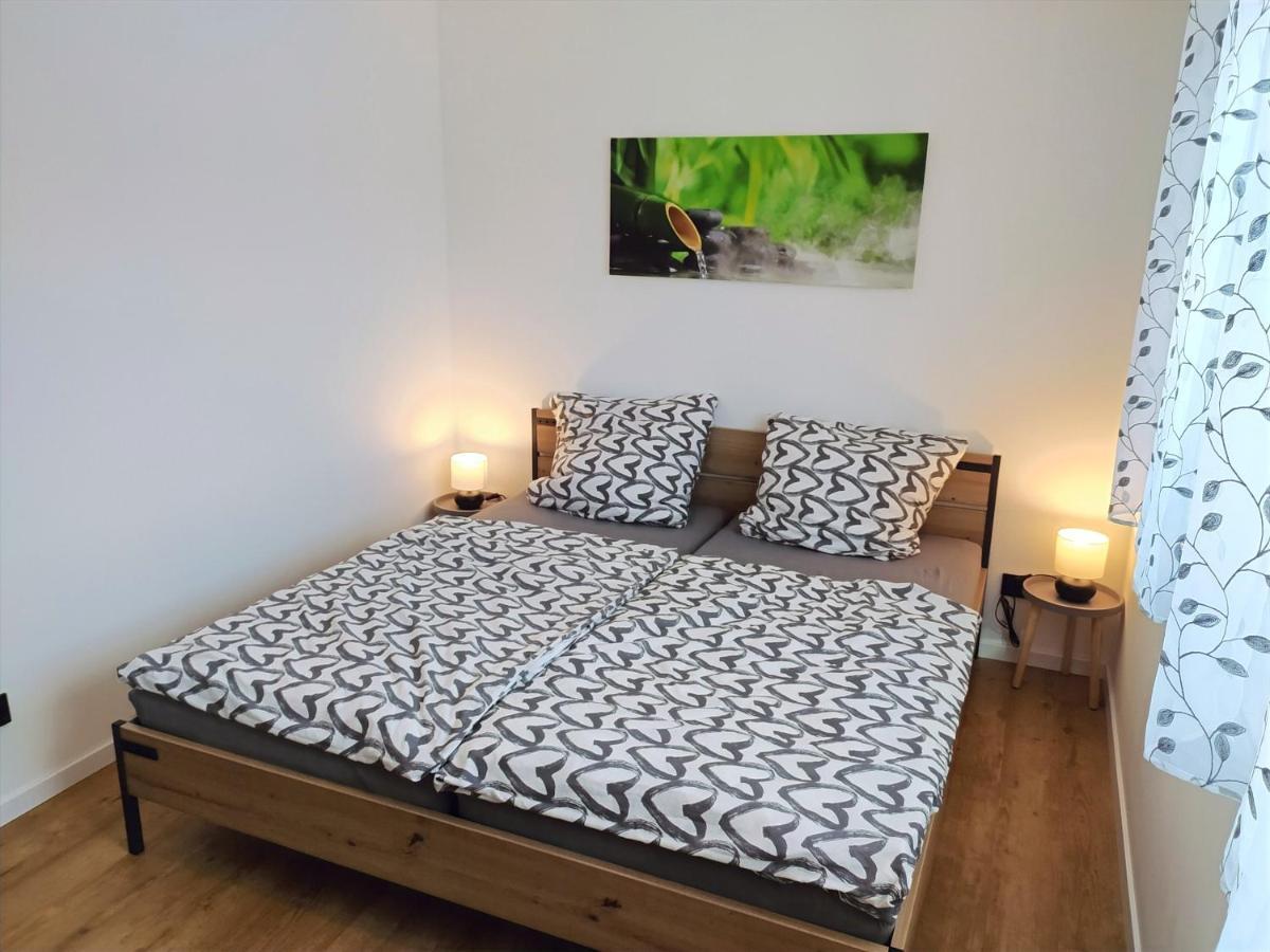 Fewo Wildflecken - Ferienwohnung Rhoen Neubau 2021 Esterno foto