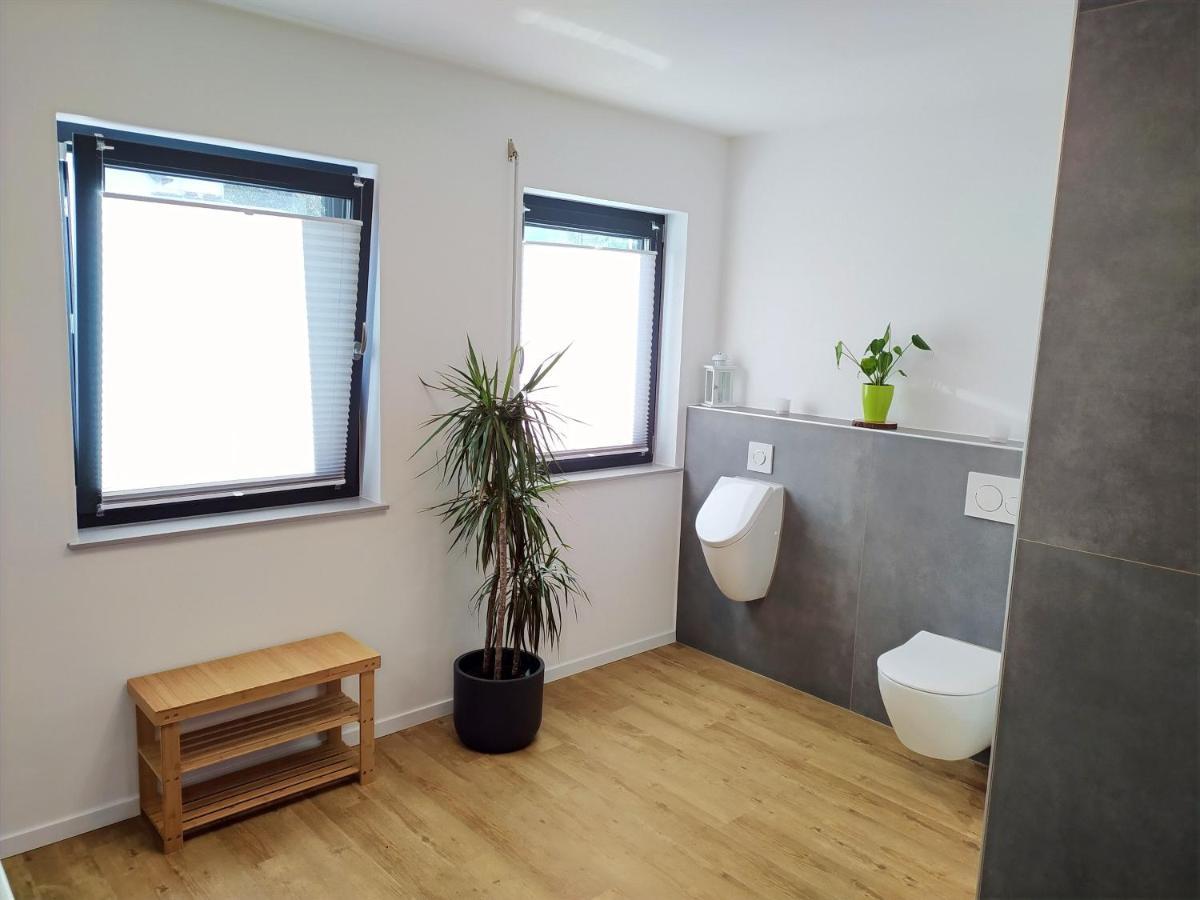 Fewo Wildflecken - Ferienwohnung Rhoen Neubau 2021 Esterno foto